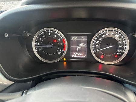 2024-Toyota-Starlet-15-XS-Auto_8