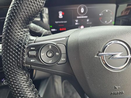 2024-Opel-Mokka-12T-GS-Auto_12