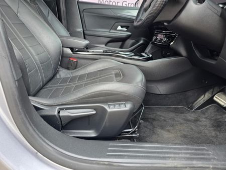 2024-Opel-Mokka-12T-GS-Auto_17