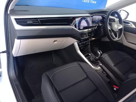 2026-Volkswagen-Polo-Sedan-10TSI-Style_23