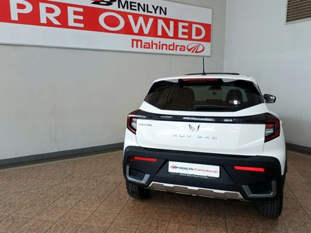 2026-Mahindra-XUV-3XO-12T-MX3_7