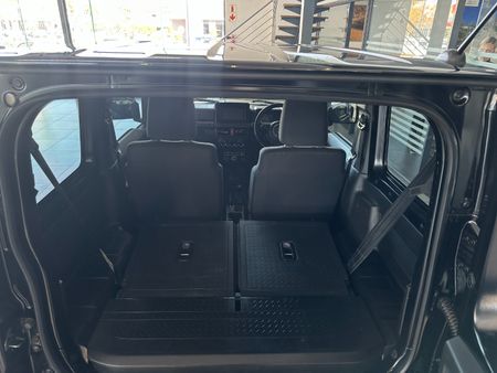 2022-Suzuki-Jimny-15-GLX_8