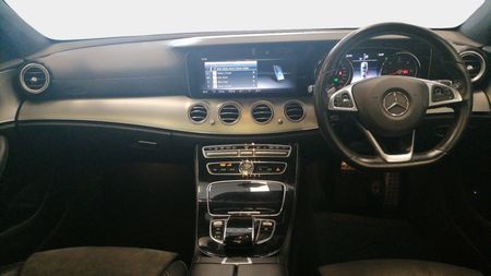 2017-Mercedes-Benz-E-Class-E-350d-Avantgarde_13