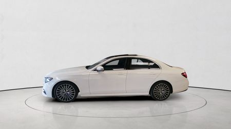 2017-Mercedes-Benz-E-Class-E-350d-Avantgarde_6