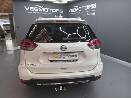 2018-Nissan-X-Trail-25-Acenta-Plus-4x4-Auto-7-seat_15