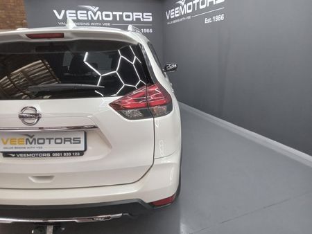 2018-Nissan-X-Trail-25-Acenta-Plus-4x4-Auto-7-seat_16