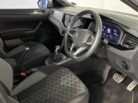 2022-Volkswagen-Taigo-10-TSI-R-Line-Auto_9