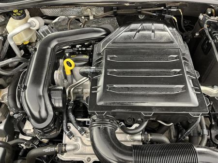 2022-Volkswagen-Taigo-10-TSI-R-Line-Auto_13