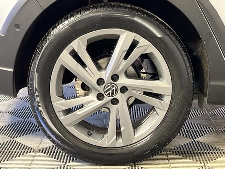 2022-Volkswagen-Taigo-10-TSI-R-Line-Auto_7