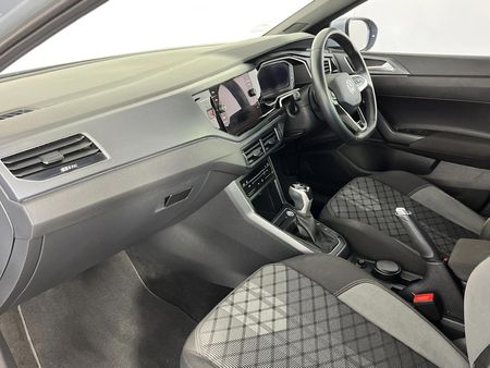 2022-Volkswagen-Taigo-10-TSI-R-Line-Auto_8