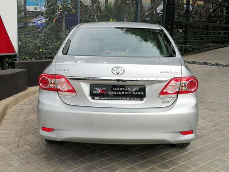 2013-Toyota-Corolla-20-Exclusive-Auto_3