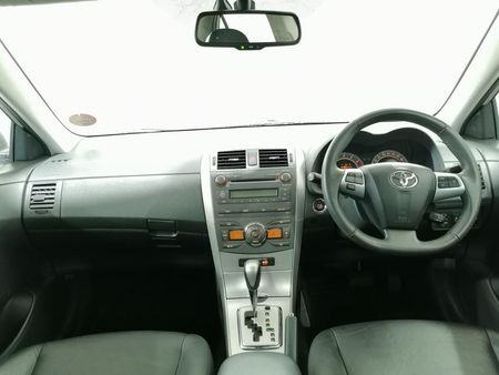 2013-Toyota-Corolla-20-Exclusive-Auto_7