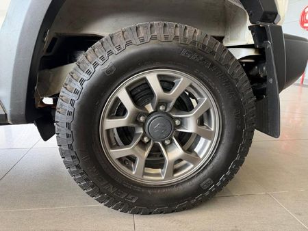 2023-Suzuki-Jimny-15-GLX_9