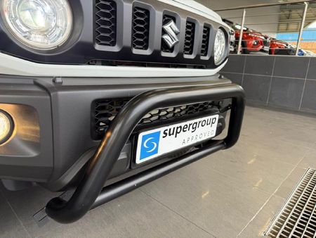 2023-Suzuki-Jimny-15-GLX_13