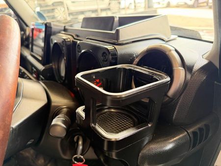 2023-Suzuki-Jimny-15-GLX_14