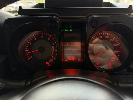 2023-Suzuki-Jimny-15-GLX_15