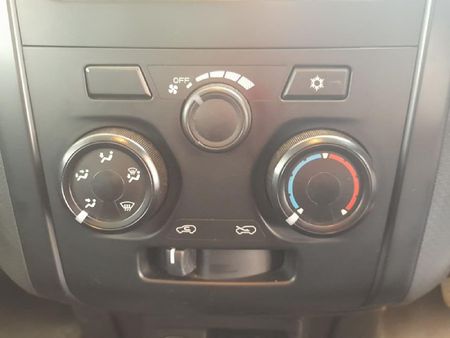2024-Isuzu-D-Max-250C-Fleetside-Single-Cab_21