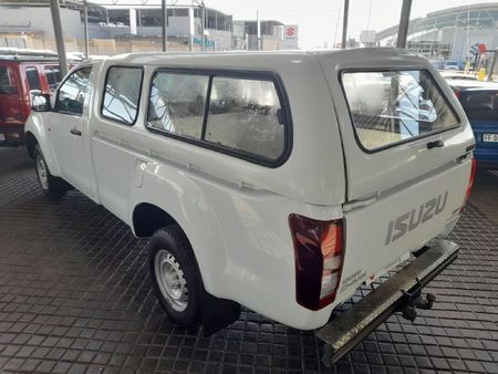 2024-Isuzu-D-Max-250C-Fleetside-Single-Cab_4