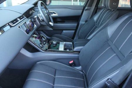 2020-Land-Rover-Range-Rover-Velar-30-D-SE-D300_5