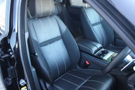 2020-Land-Rover-Range-Rover-Velar-30-D-SE-D300_6