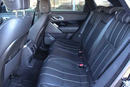 2020-Land-Rover-Range-Rover-Velar-30-D-SE-D300_7