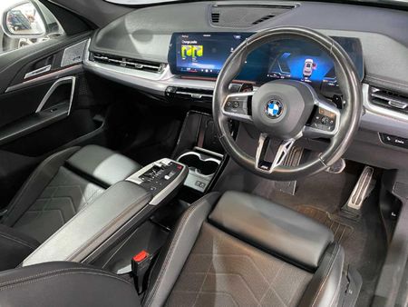 2025-BMW-X1-sDrive18d-M-Sport_10