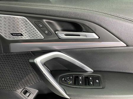 2025-BMW-X1-sDrive18d-M-Sport_12