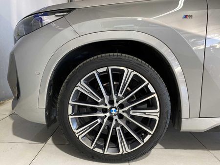 2025-BMW-X1-sDrive18d-M-Sport_5