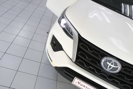 2023-Toyota-Fortuner-AUTOMATIC_9