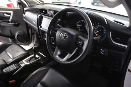 2023-Toyota-Fortuner-AUTOMATIC_15