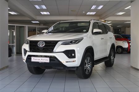2023-Toyota-Fortuner-AUTOMATIC_1