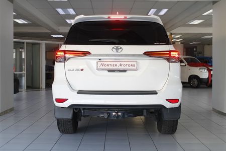2023-Toyota-Fortuner-AUTOMATIC_6