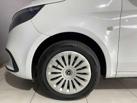2025-Mercedes-Benz-Vito-116-20-CDI-Tourer-Pro-Auto_5