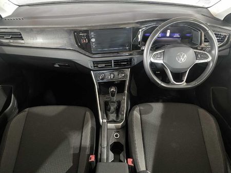 2025-Volkswagen-Polo-10-TSI-Life-Auto-DSG_13