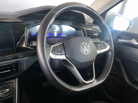 2025-Volkswagen-Polo-10-TSI-Life-Auto-DSG_15