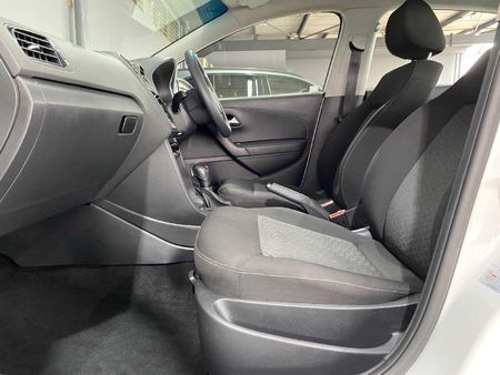 2025-Volkswagen-Polo-Vivo-16-Life_7