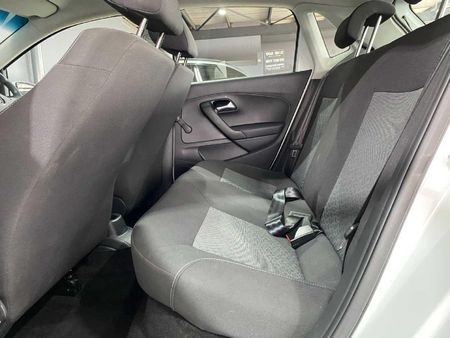 2025-Volkswagen-Polo-Vivo-16-Life_8
