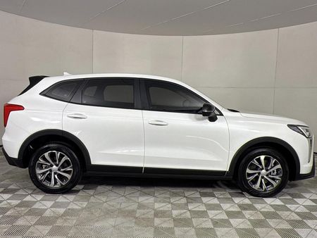 2025-Haval-Jolion-15T-City_17