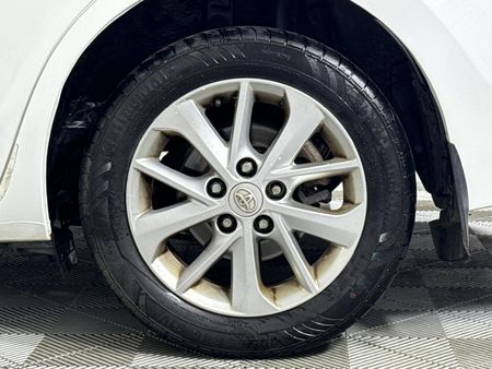 2016-Toyota-Corolla-18-High-Auto_6
