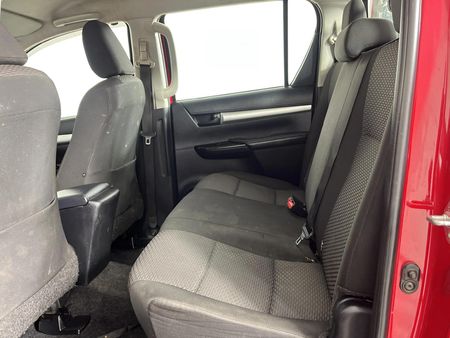 2020-Toyota-Hilux-27-VVTi-Raised-Body-S-Double-Cab_3