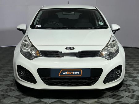 2012-Kia-Rio-14-5-dr_14