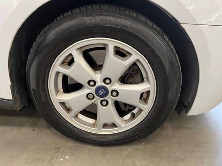 2015-Ford-Tourneo-Connect-Grand-16-Titanium-Auto-LWB_8