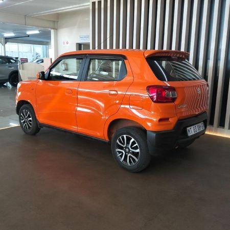 2026-Suzuki-S-Presso-10-GL_3