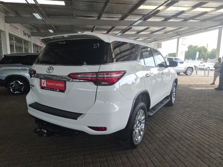 2023-Toyota-Fortuner-28-GD-6-VX-Auto_1