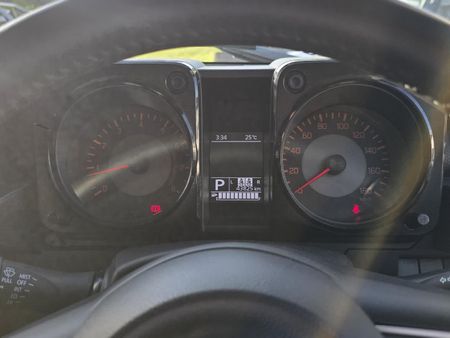 2024-Suzuki-Jimny-15-GLX-AllGrip-5-Door-Auto_10