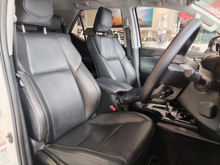 2025-Toyota-Fortuner-24-GD-6-4x4-Auto_13