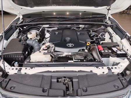 2025-Toyota-Fortuner-24-GD-6-4x4-Auto_16