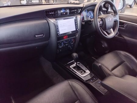2025-Toyota-Fortuner-24-GD-6-4x4-Auto_6