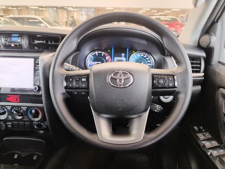 2025-Toyota-Fortuner-24-GD-6-4x4-Auto_7