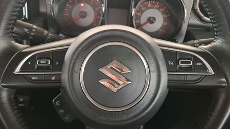 2021-Suzuki-Jimny-15-GLX-Auto_13